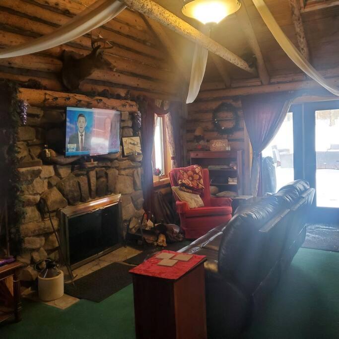 1913 Love Shack Bethel White Lake Ny Exteriör bild